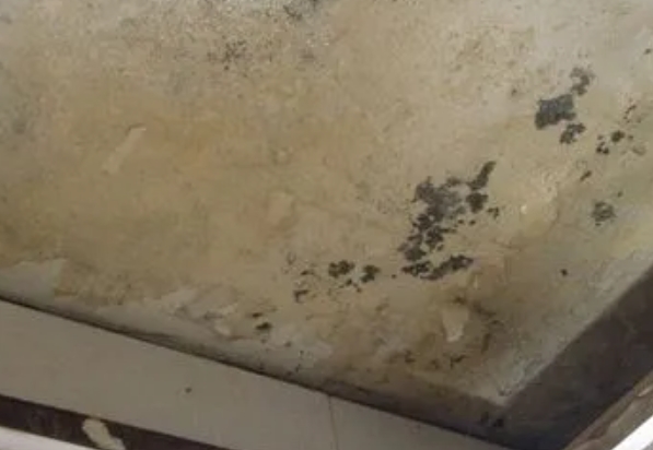 柳州阳台漏水维修公司分享下柳州卫生间渗水维修需要注意哪些问题。